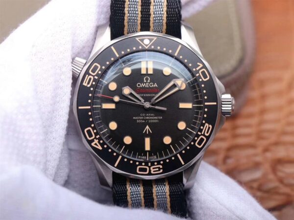 Omega Seamaster 210.92.42.20.01.001 James Bond 007 VS Factory Black Dial