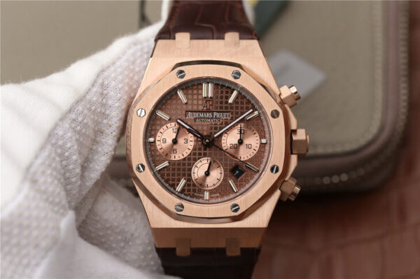 Brand Audemars Piguet Range Royal Oak Model 26331OR.OO.D821CR.01 Gender Mens Movement Swiss ETA7750 Movement Case Size 41mm Factory OM Factory