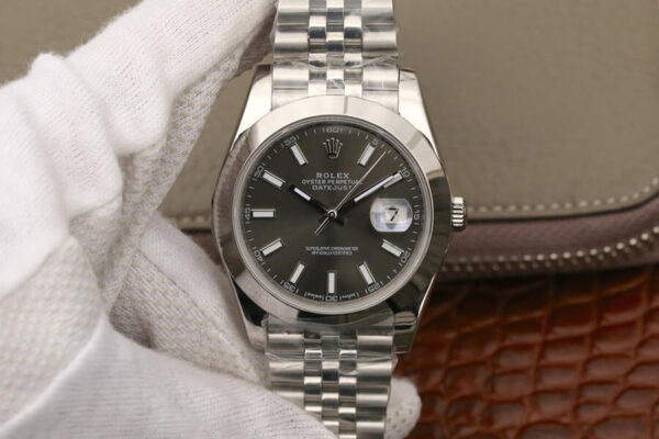 Rolex Datejust M126300-0008 EW Factory Stainless Steel Case Replica Watches - Luxury Replica