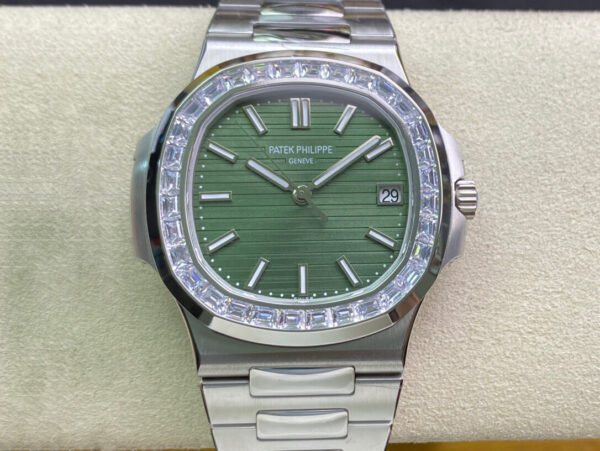 Patek Philippe 5711/1300A-001 3K Factory | US Replica - 1:1 Top quality replica watches factory, super clone Swiss watches.
