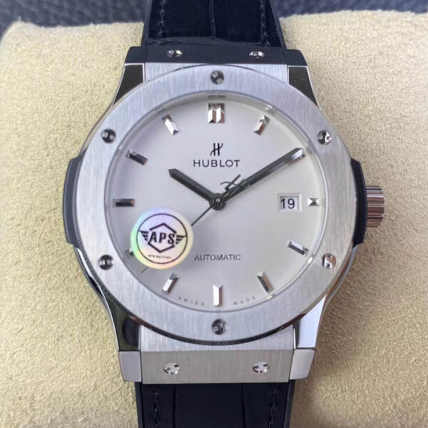 Hublot Classic Fusion 542.NX.2611.LR 42MM APS Factory Black Strap Replica Watches